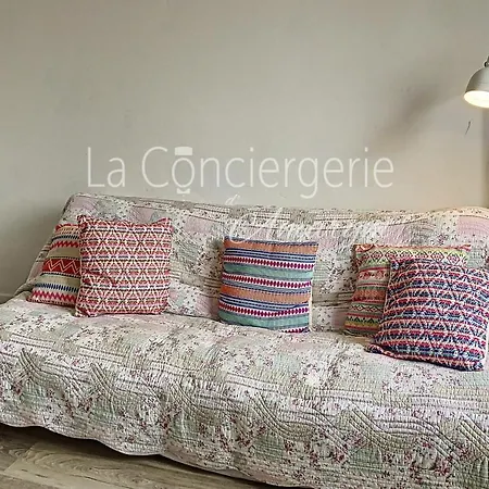 Maison De Charme Avec Jardin *